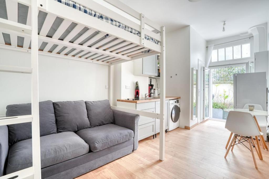 Le Studio Champs Elysees Париж Экстерьер фото